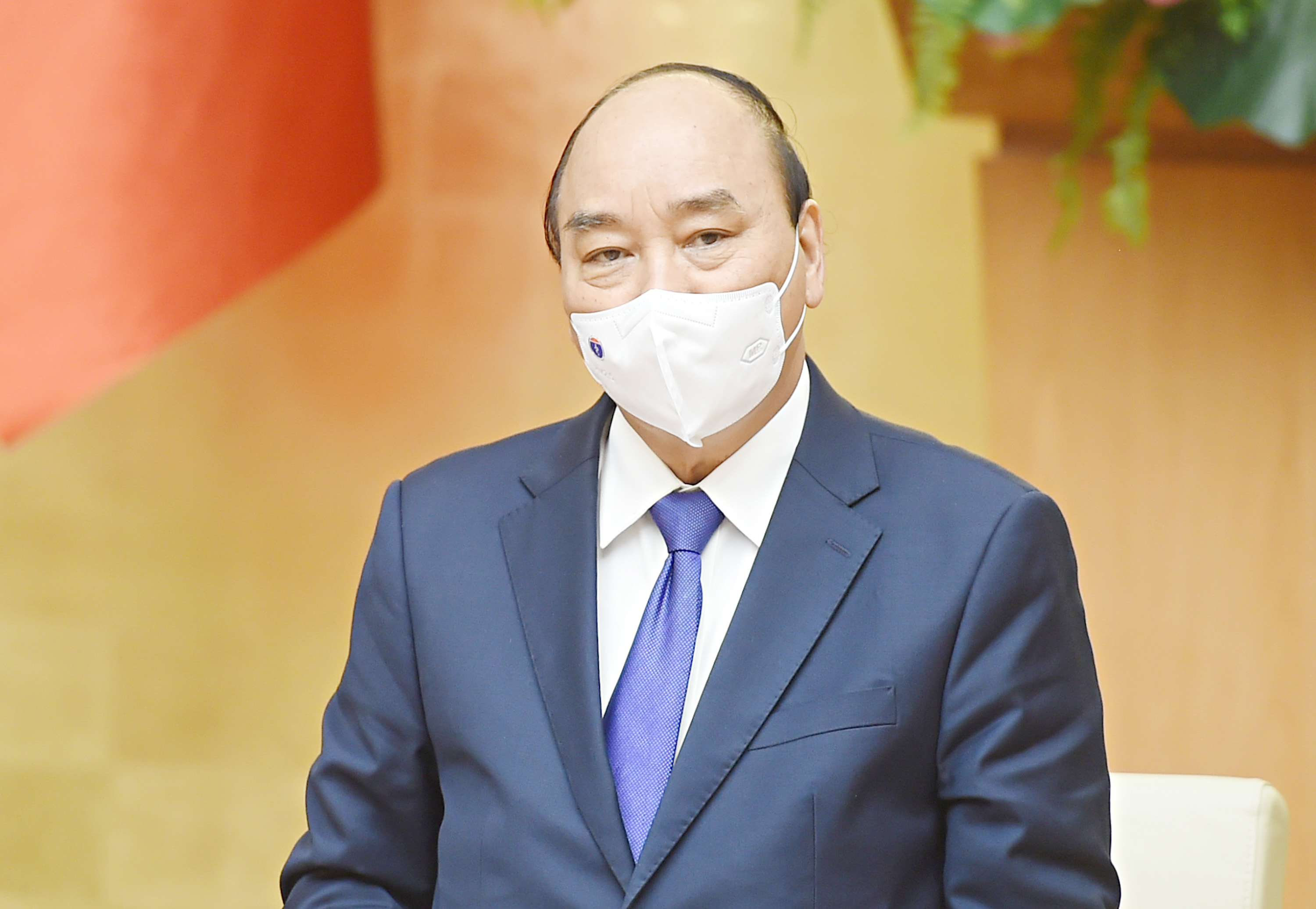 Thủ tướng Nguyễn Xuân Phúc yêu cầu phải quản lý chặt chẽ các khu vực cách ly, khu vực bị phong tỏa, không để lây nhiễm chéo. Ảnh: QUANG HIẾU