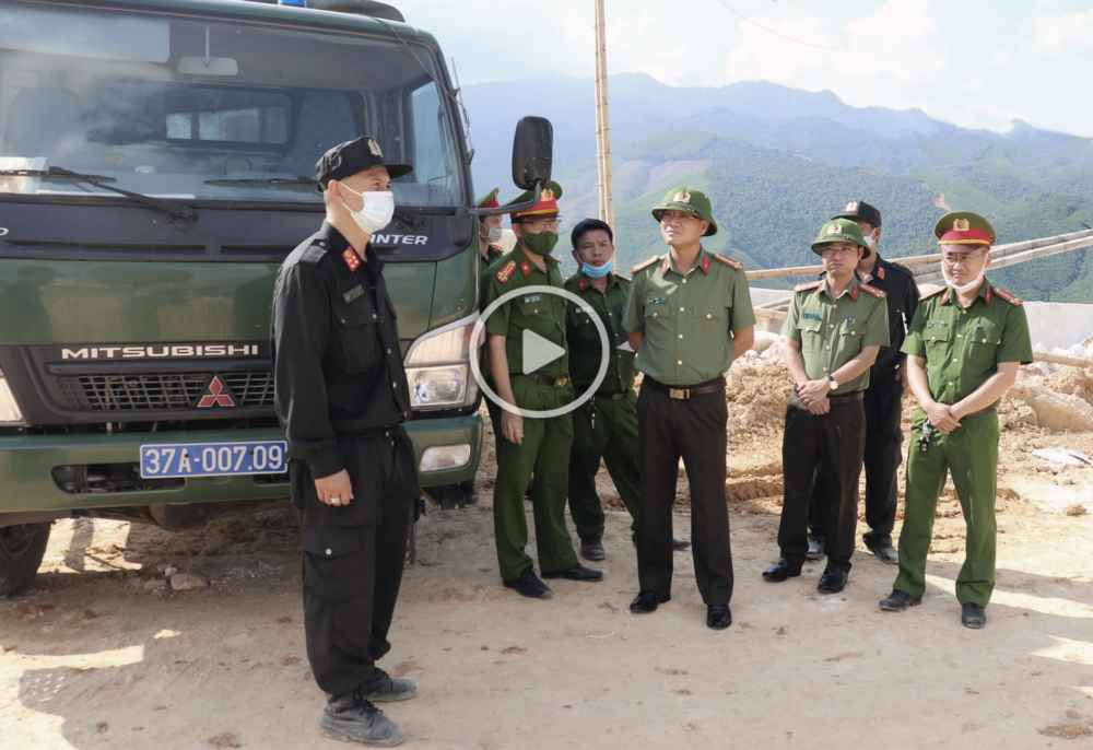 Khởi tố vụ án và bị can liên quan đến vụ khai thác đá trái phép ở Quỳ Hợp