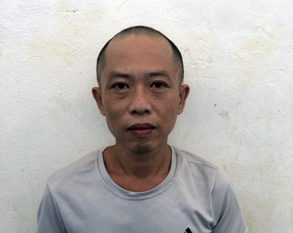 Đối tượng Lương Văn Vương