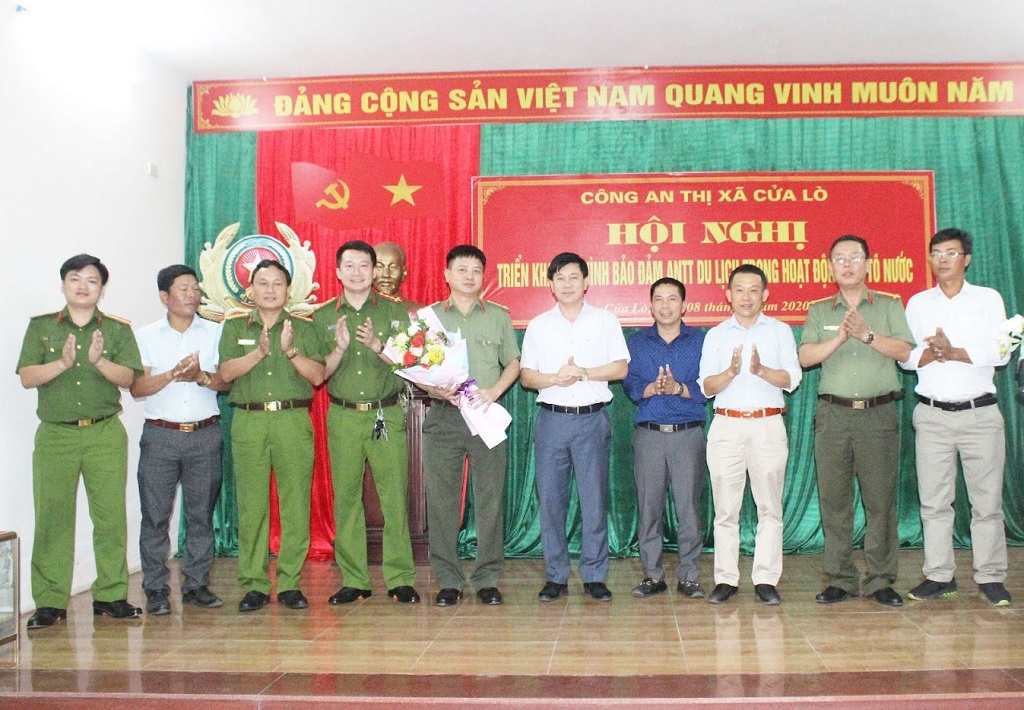 Ra mắt Ban chỉ đạo và các tổ tự quản mô hình “Bảo đảm an ninh trật tự du lịch trong hoạt động mô tô nước”