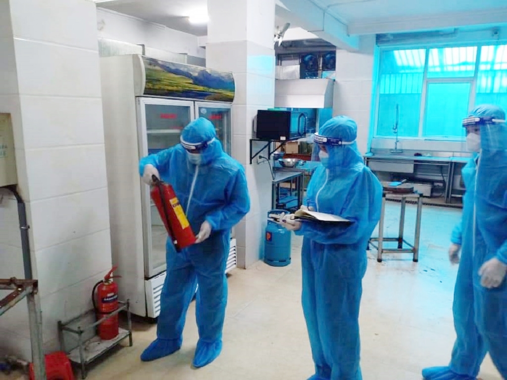 Công an thành phố Vinh kiểm tra hệ thống phòng cháy, chữa cháy tại các điểm cách ly tập trung trên địa bàn