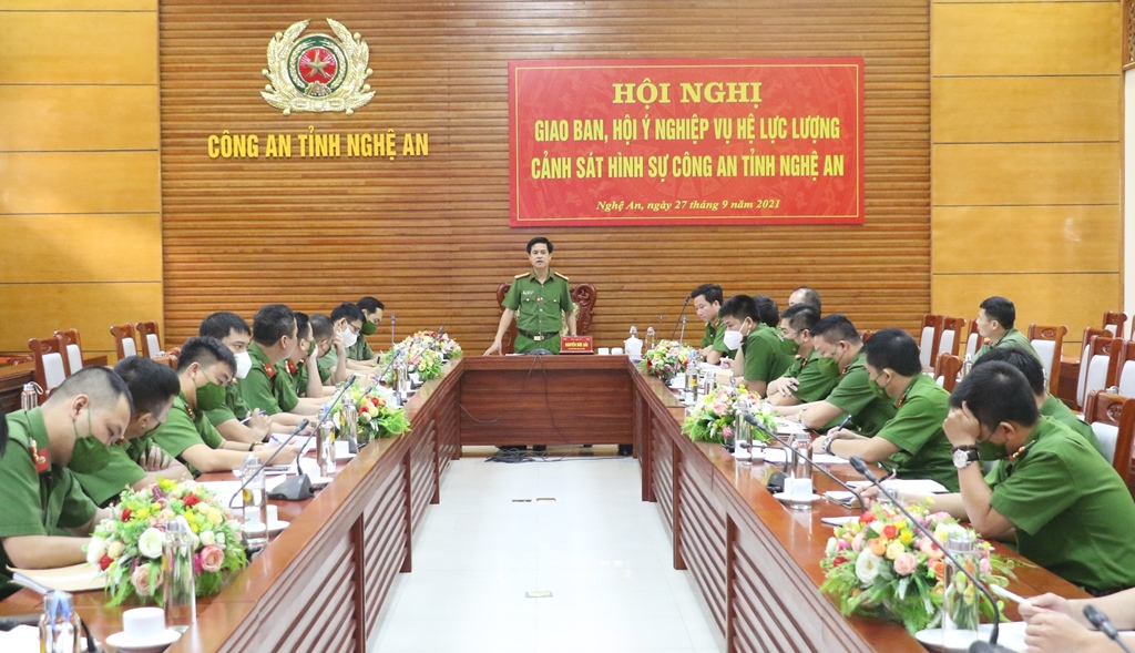 Đồng chí Đại tá Nguyễn Đức Hải, Phó giám đốc, Thủ trưởng Cơ quan Cảnh sát điều tra phát biểu chỉ đạo Hội nghị