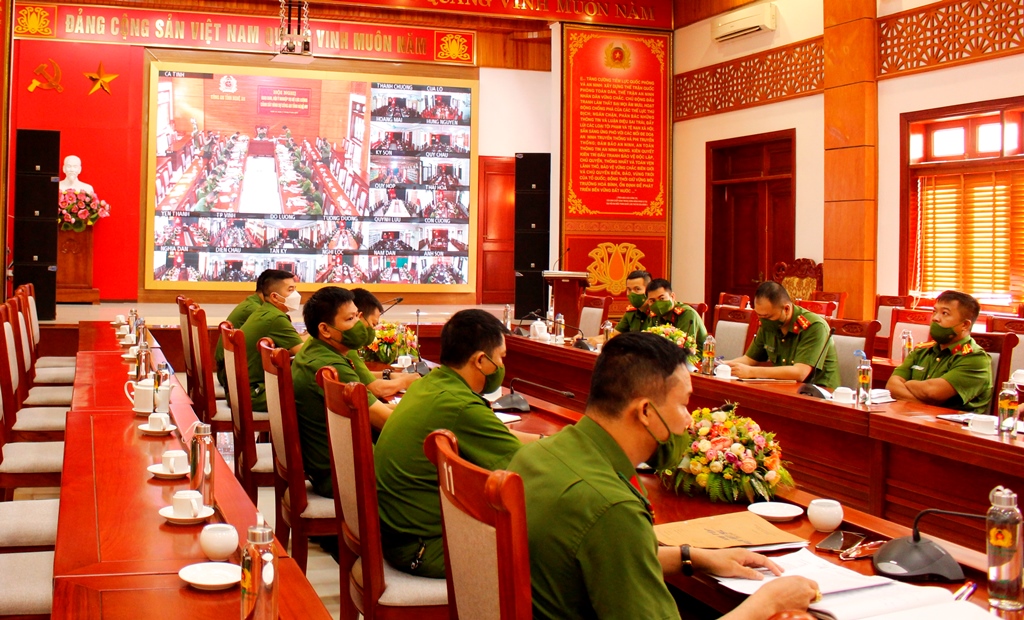 Tại điểm cầu Công an tỉnh