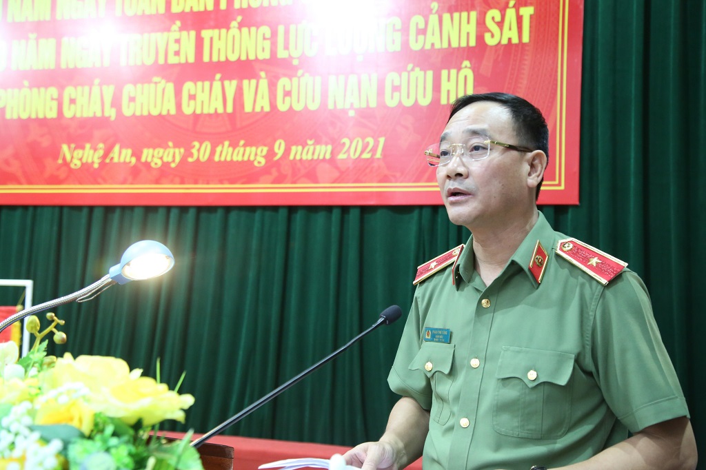 Đồng chí Thiếu tướng Phạm Thế Tùng, Uỷ viên Ban thường vụ Tỉnh uỷ, Bí thư Đảng uỷ, Giám đốc Công an tỉnh phát biểu
