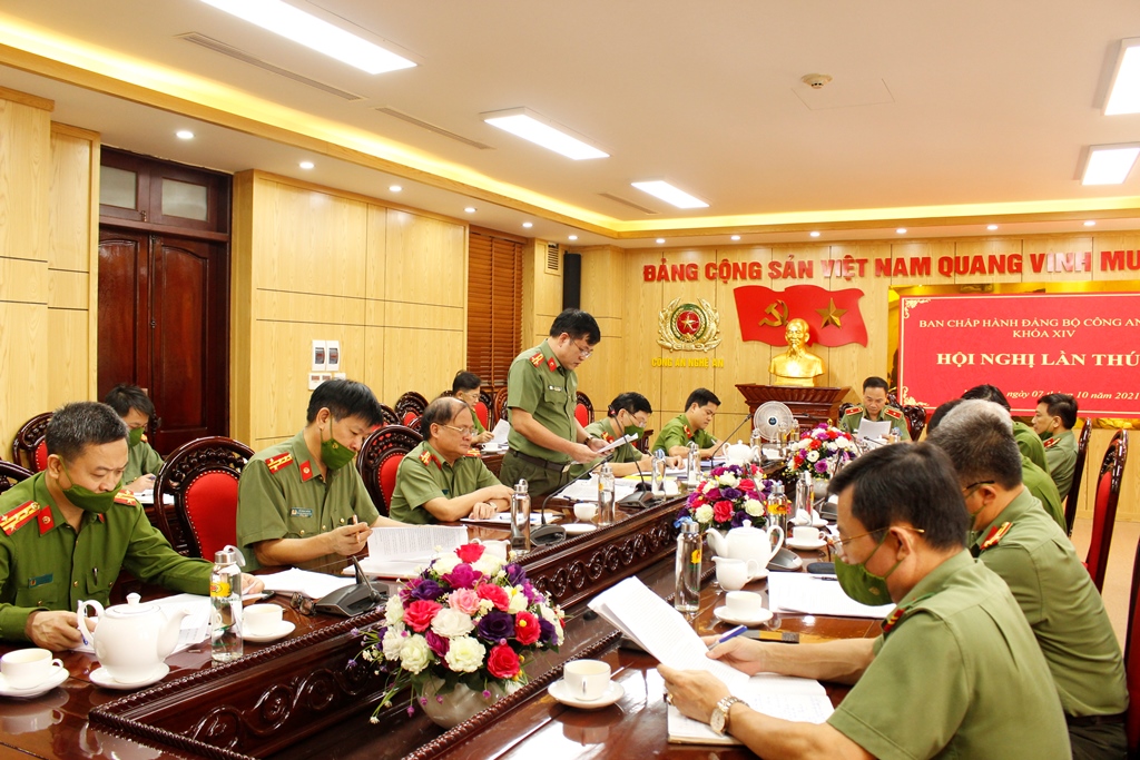 Đại biểu phát biểu tại hội nghị