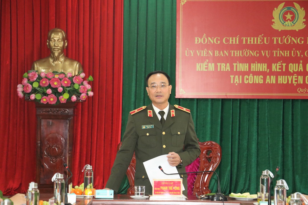 Đồng chí Thiếu tướng Phạm Thế Tùng, Ủy viên Ban Thường vụ Tỉnh ủy, Bí thư Đảng ủy, Giám đốc Công an tỉnh, Trưởng đoàn kiểm tra phát biểu chỉ đạo