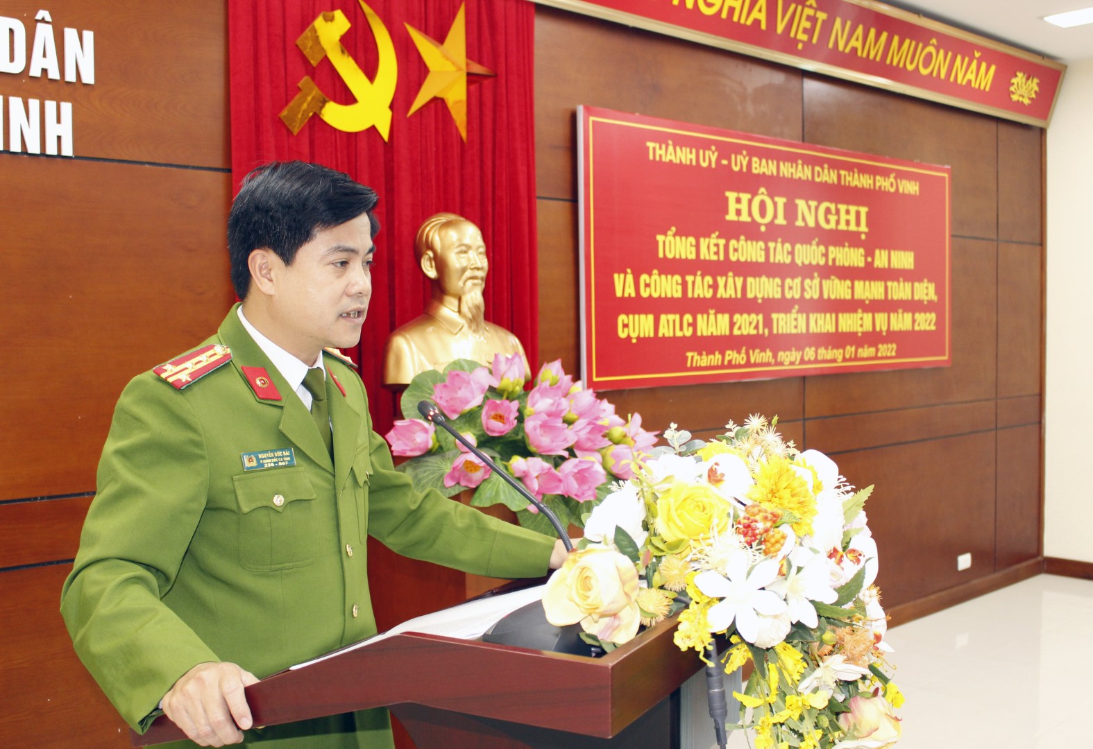 Đại tá Nguyễn Đức Hải - Phó Giám đốc Công an tỉnh Nghệ An phát biểu chỉ đạo tại hội nghị