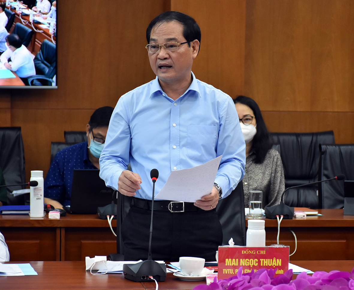 Ông Mai Ngọc Thuận, Phó Chủ tịch HĐND tỉnh, Phó Trưởng BCĐ Phòng, chống dịch COVID-19 tỉnh đề nghị, nâng cao hiệu quả công tác phát hiện trường hợp F0 chuyển nặng, để kịp thời 