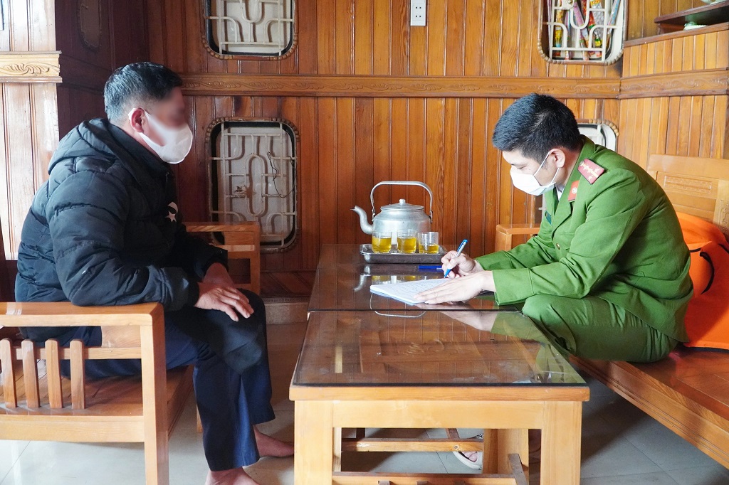 Cơ quan Công an làm việc với N.V.C