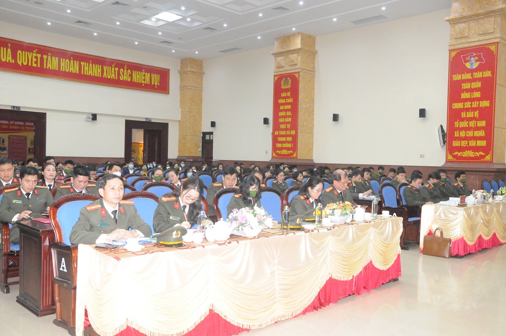 Toàn cảnh Hội nghị 