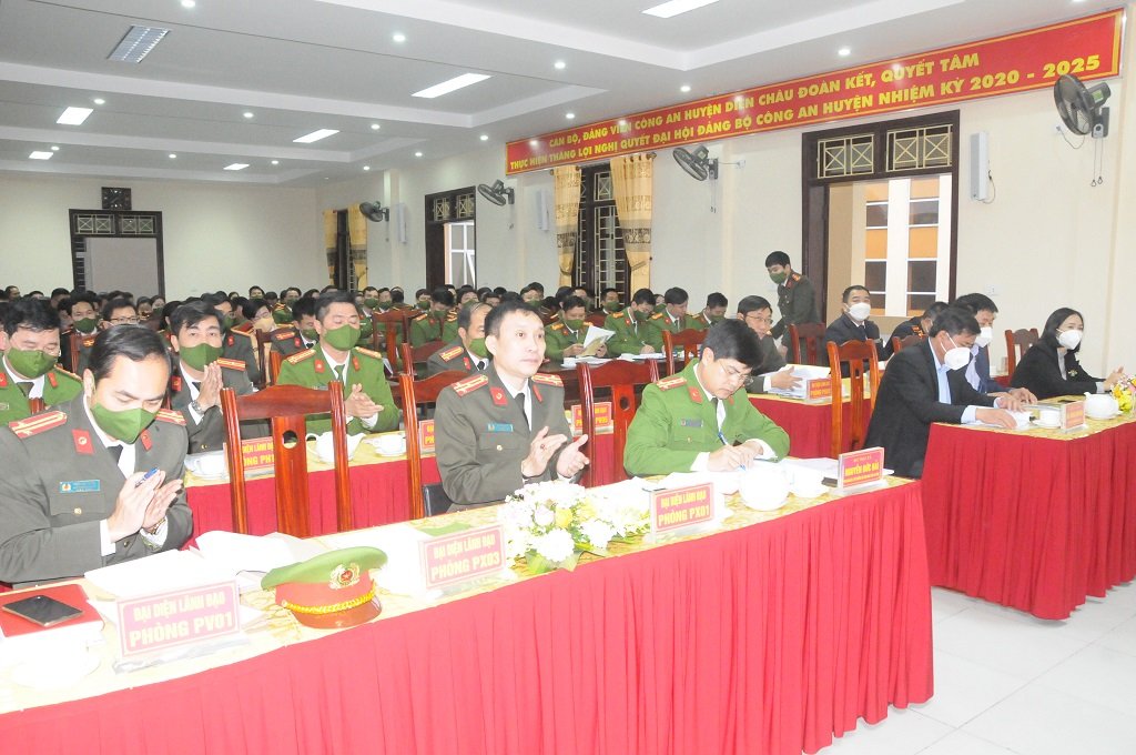 Các đại biểu tham dự Hội nghị