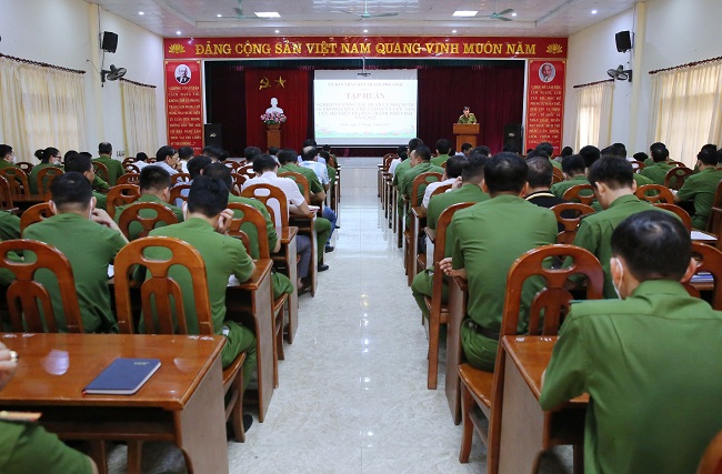 Toàn cảnh buổi tập huấn