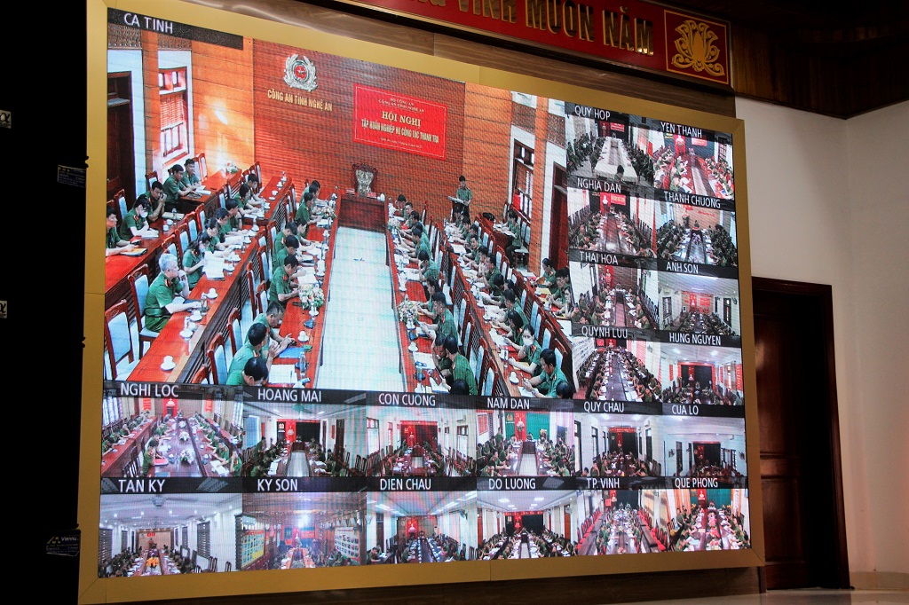 Hội nghị được tổ chức theo hình thức trực tuyến đến điểm cầu Công an các huyện, thành, thị