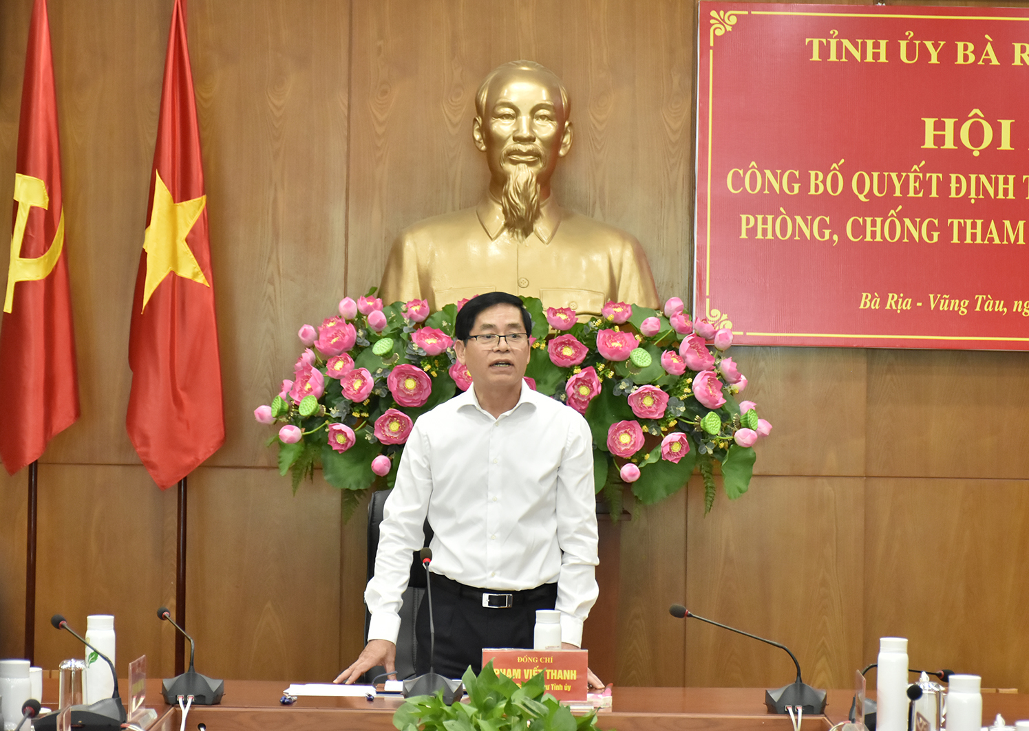 Trưởng BCĐ Phạm Viết Thanh phát biểu tại hội nghị.
