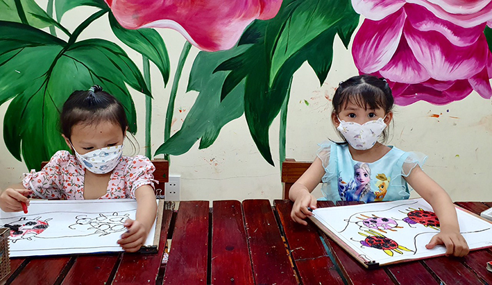 Trẻ học vẽ tại cơ sở dạy vẽ Tiny Art (Chung cư Seaview 2, phường 10,  TP. Vũng Tàu).
