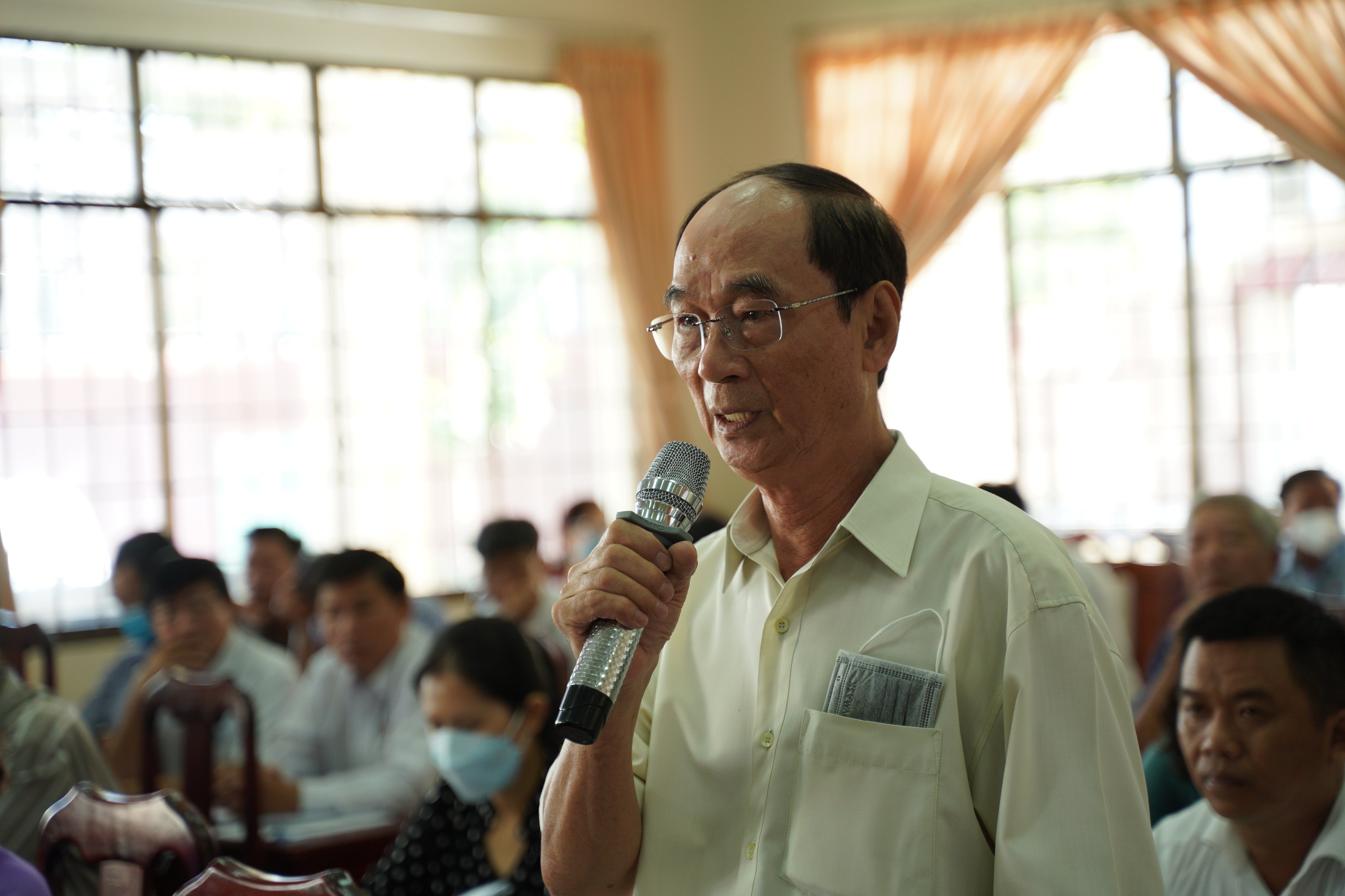 Cử tri Nguyễn Quang Trung, phường Thắng Tam phản ánh tình trạng mất an ninh trật tự tại khu tập thể Bàu Sen, phường Thắng Tam, TP. Vũng Tàu.