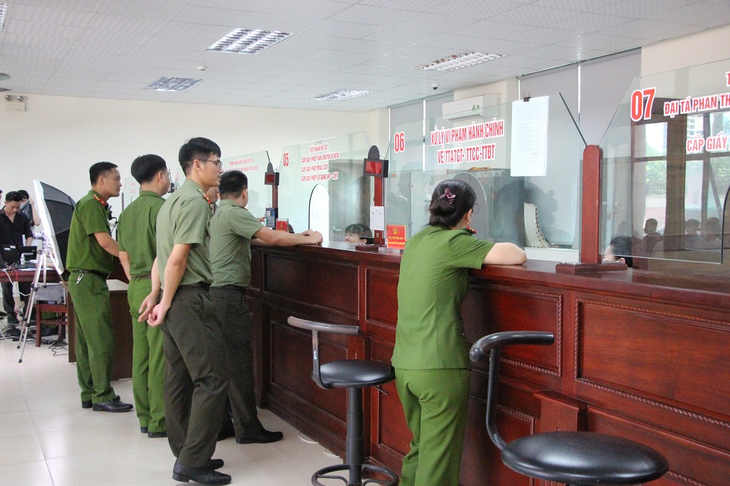Tại Phòng Cảnh sát Quản lý hành chính về trật tự xã hội