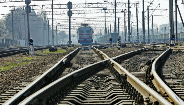 Ukraine khôi phục tuyến đường sắt với nước láng giềng Moldova.