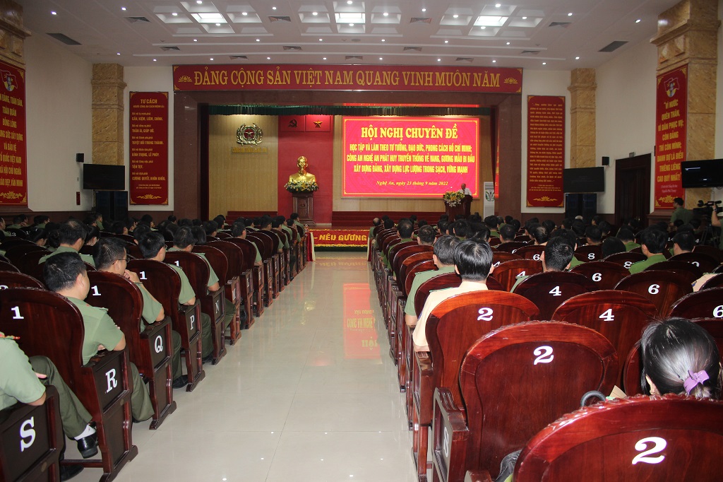 Toàn cảnh Hội nghị
