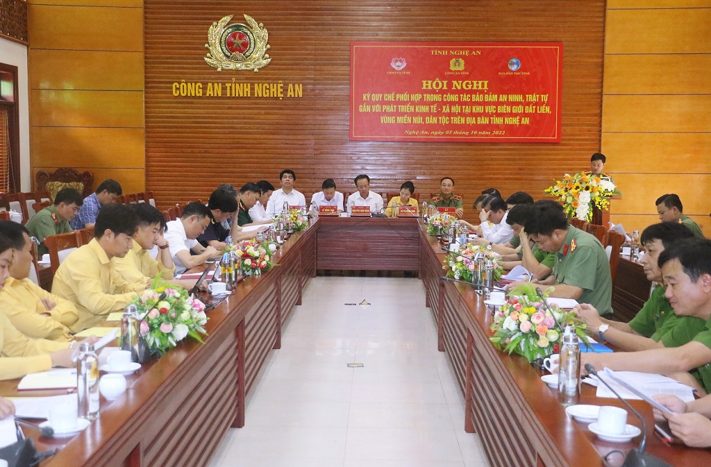Toàn cảnh Hội nghị