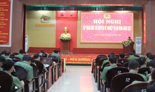 Toàn cảnh Hội nghị