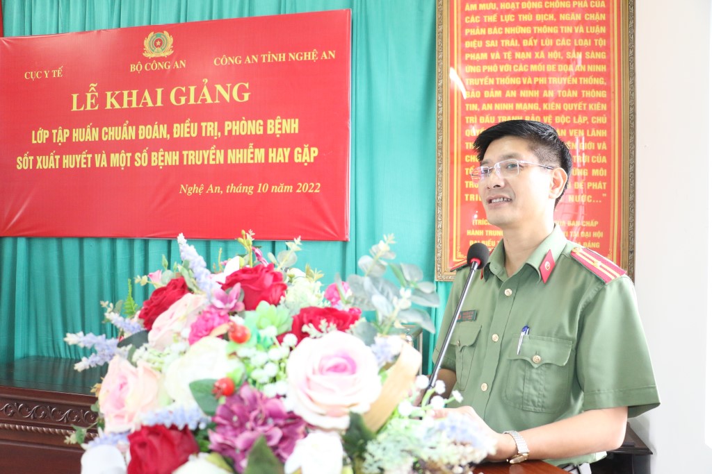 Lãnh đạo Bệnh viện Công an tỉnh phát biểu tại lớp tập huấn