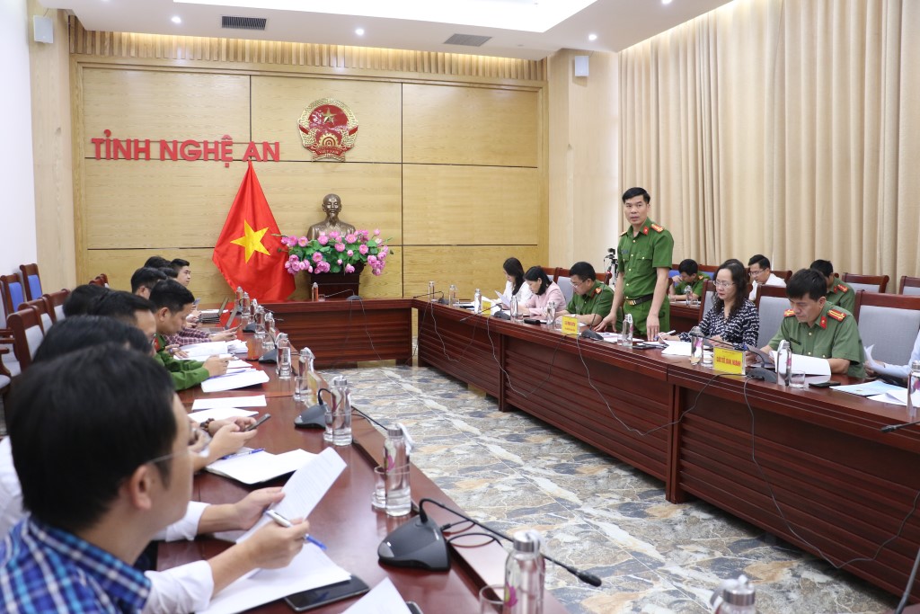 Trung tâm dữ liệu quốc gia về dân cư, Bộ Công an làm việc với Tổ Đề án 06 Nghệ An