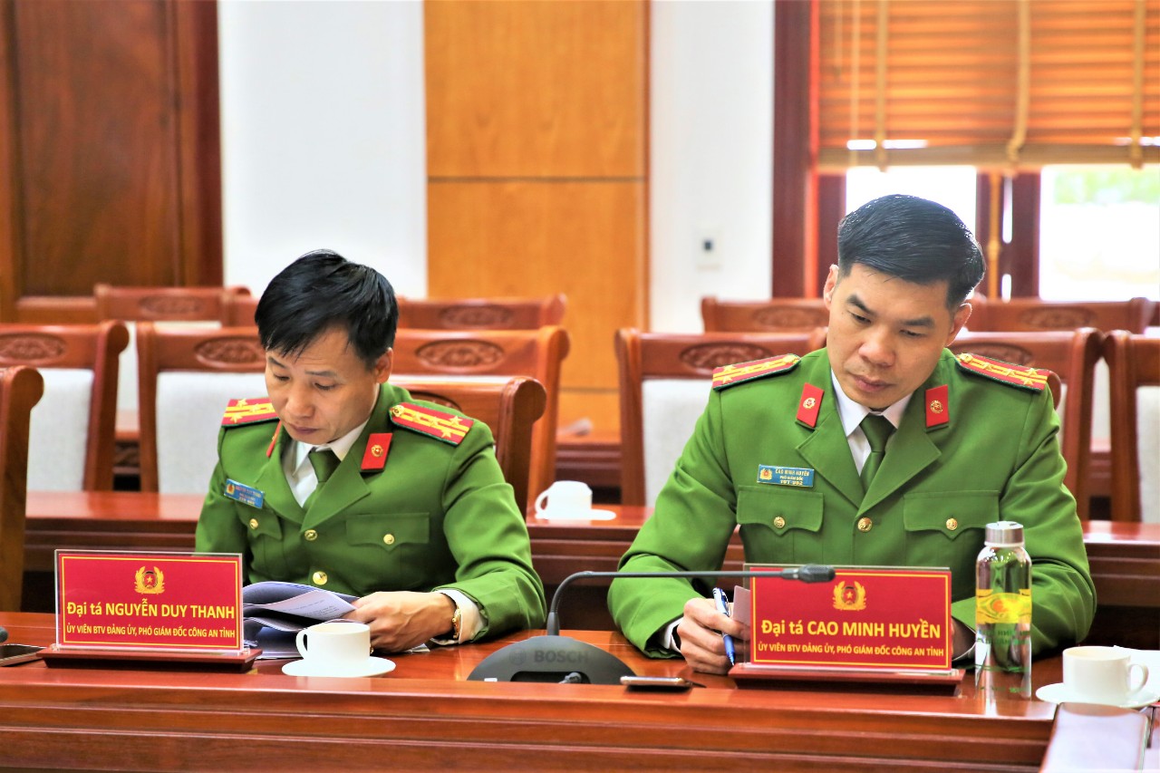 Các đồng chí Phó Giám đốc Công an tỉnh dự Hội nghị