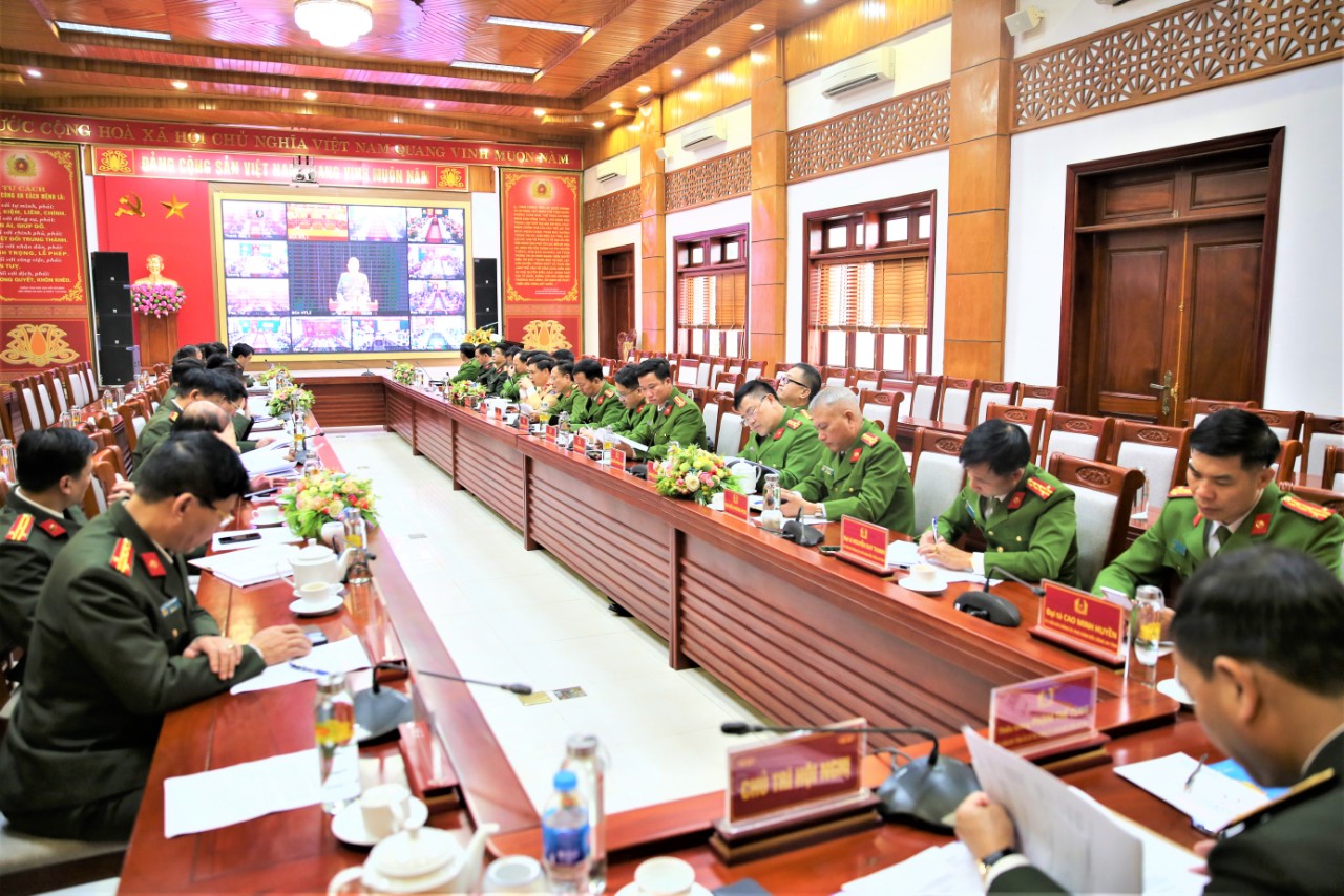 Hội nghị được tổ chức bằng hình thức trực tuyến