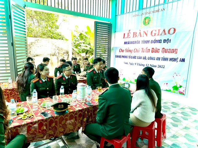 Tại lễ bàn giao 