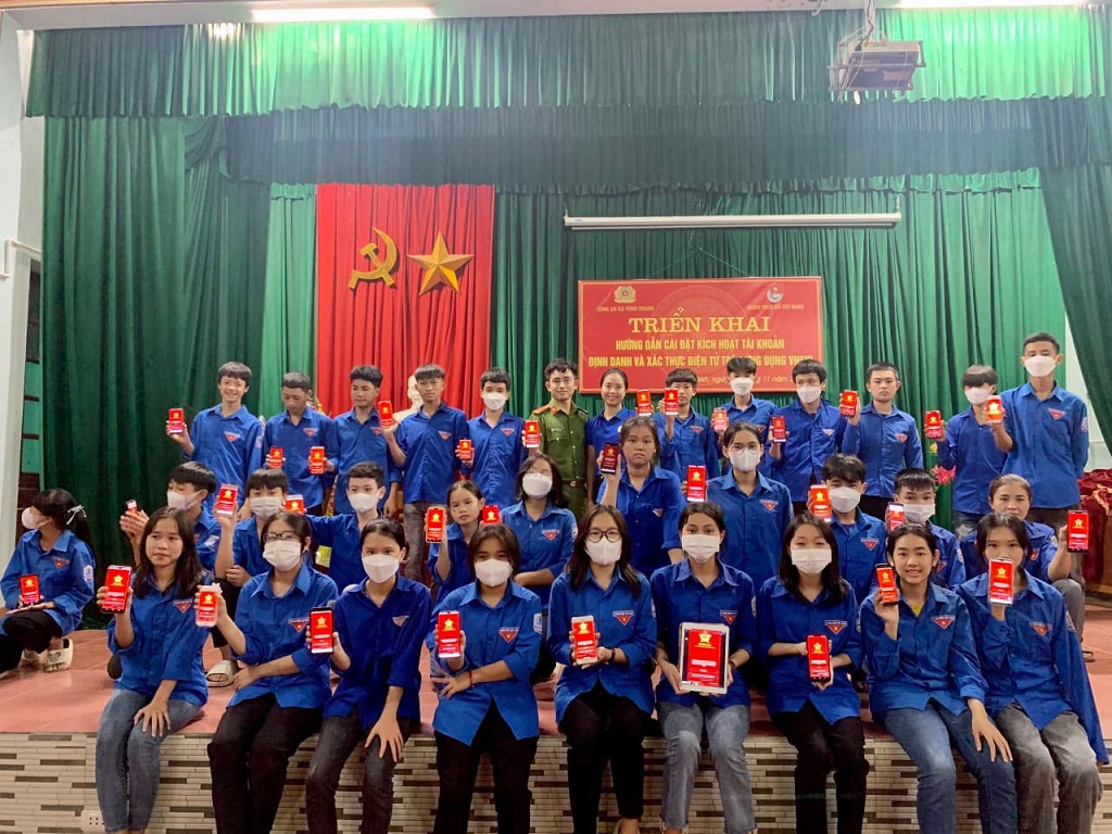 Đoàn viên thanh niên là một trong những “cánh tay nối dài” của lực lượng Công an trong triển khai Đề án 06