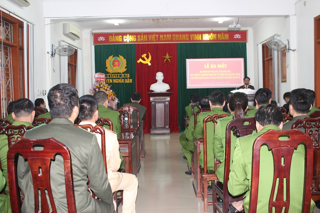 Toàn cảnh lễ ra mắt Bộ phận một cửa Công an cấp huyện kiểu mẫu Công an huyện Nghĩa Đàn