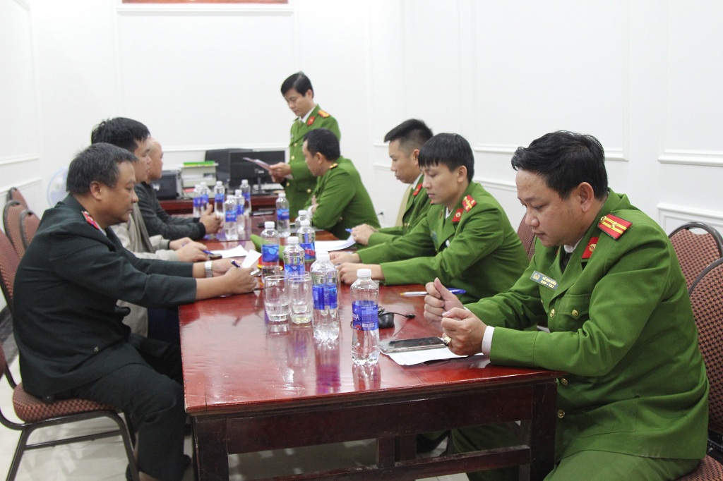Công an tỉnh Nghệ An tạm đình chỉ hoạt động 18 phòng hát karaoke tại tầng 06 thuộc Hợp tác xã Đại Huệ do không đảm bảo PCCC&CNCH