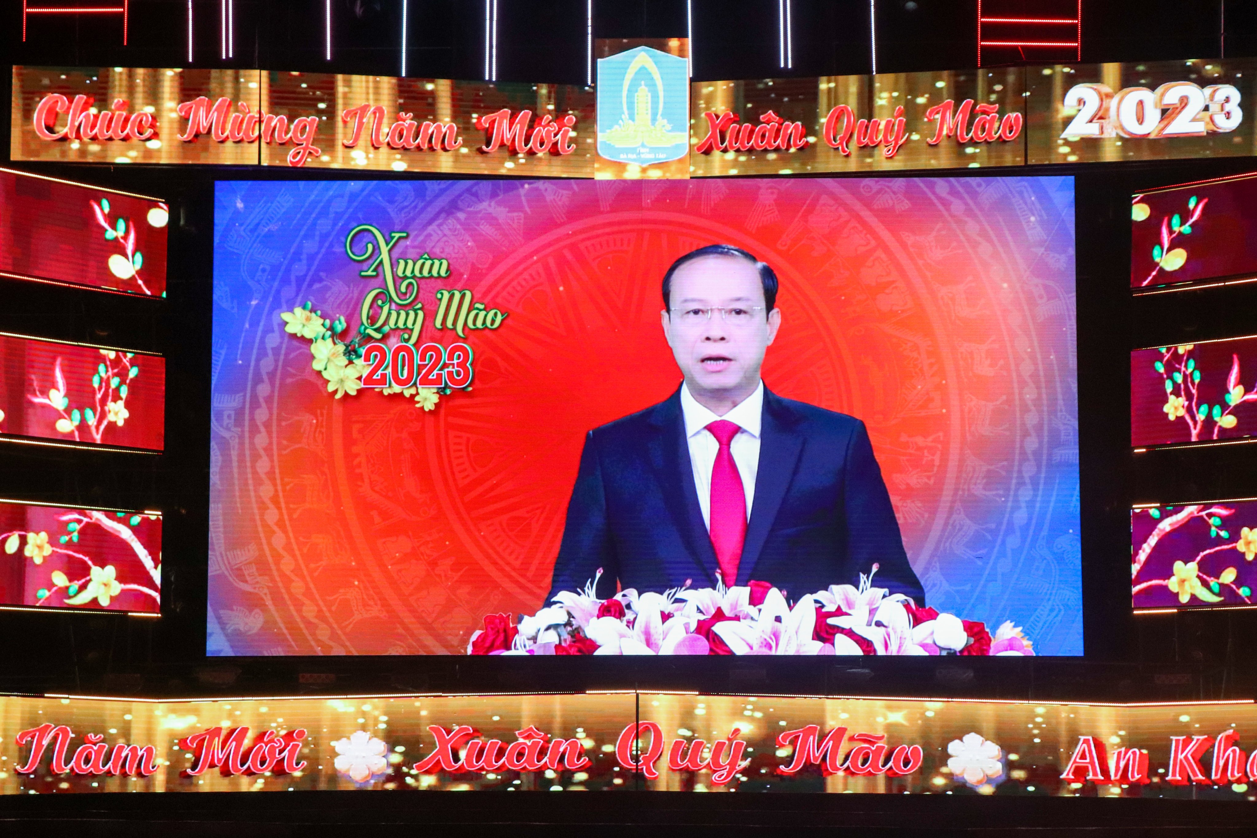 Ông Nguyễn Văn Thọ, Chủ tịch UBND tỉnh  gửi thông điệp chúc Tết tới toàn thể nhân dân trước thời khắc giao thừa 