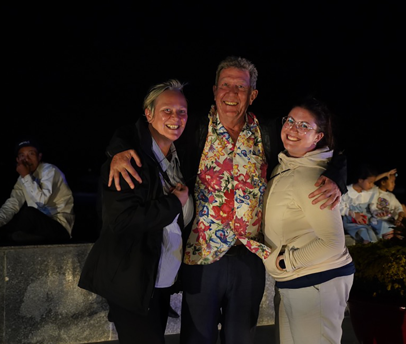 Du khách nước ngoài đón Tết và xem pháo hoa giao thừa tại Côn Đảo