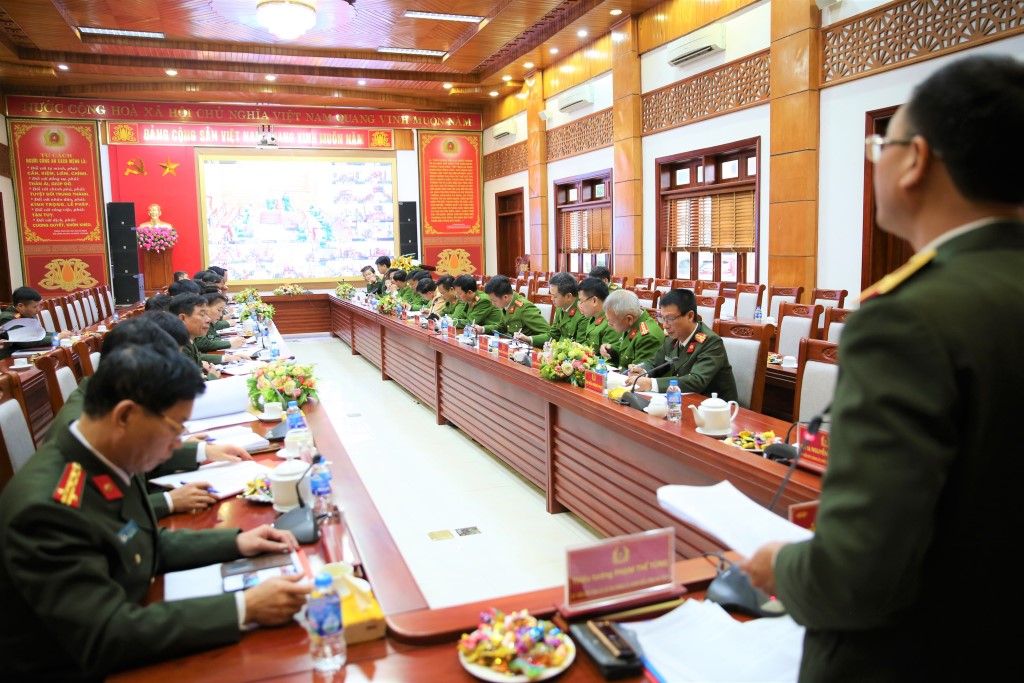Hội nghị tổ chức trực tuyến từ điểm cầu Công an tỉnh đến các điểm cầu Công an huyện