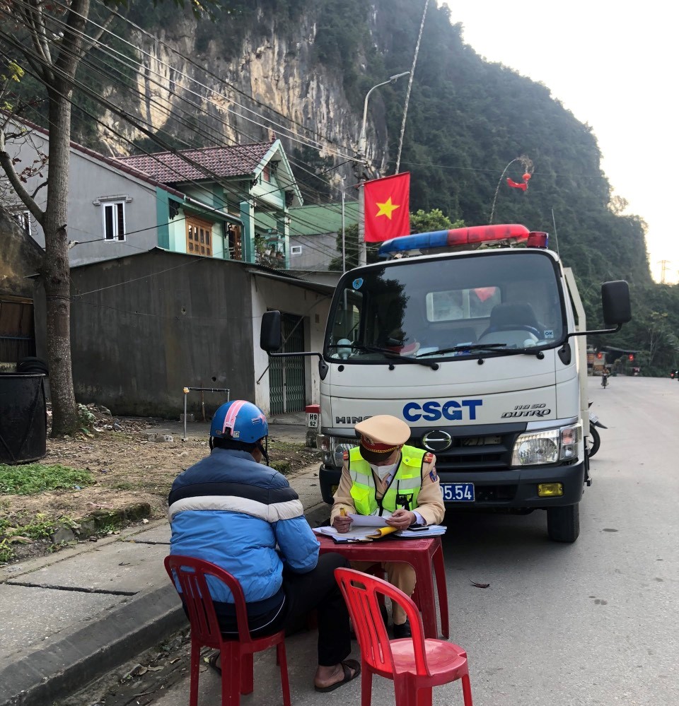 Quá trình tuần tra, kiểm soát lực lượng chức năng sẽ kiên quyết xử lý các hành vi là nguyên nhân gây mất an toàn giao thông và nguy cơ cao xảy ra tai nạn giao thông