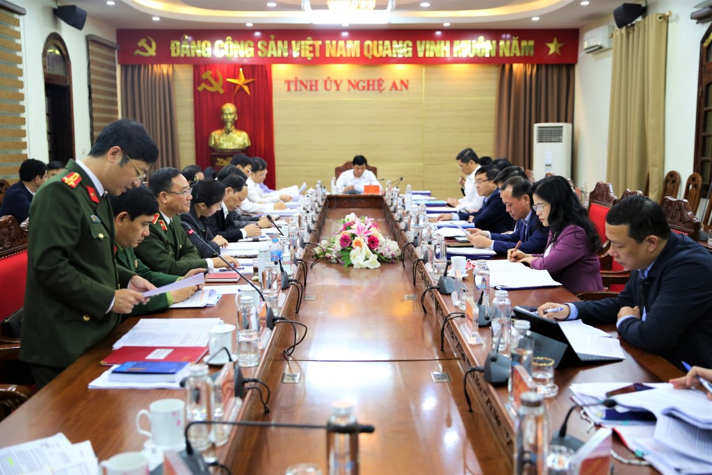 Toàn cảnh phiên họp
