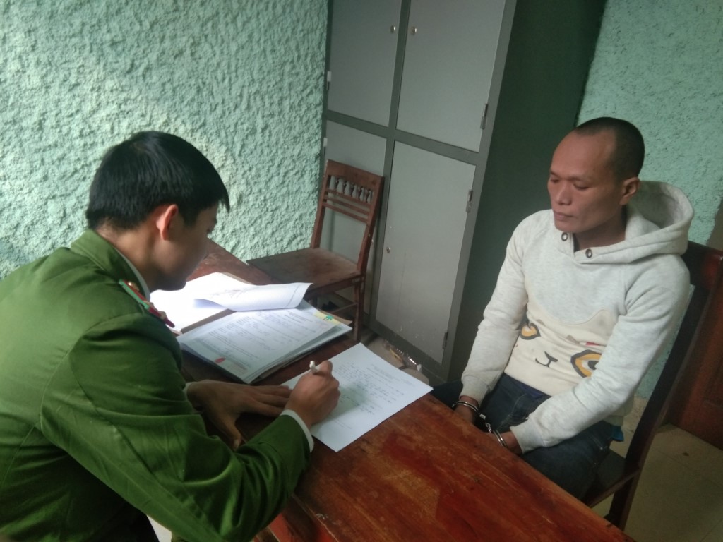 Đối tượng Vi May Ỏn tại Cơ quan Công an  