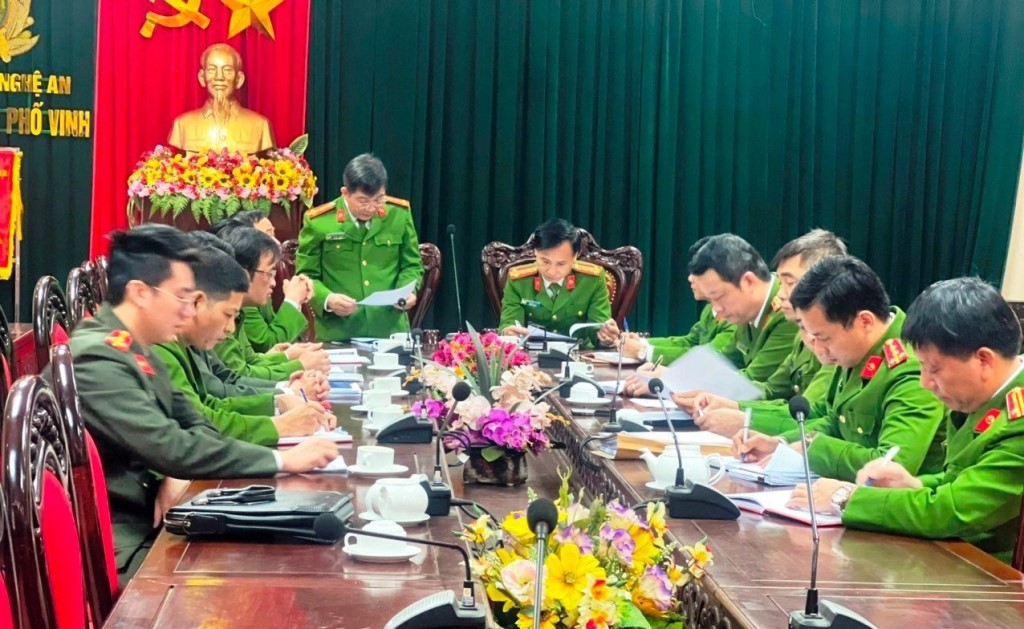 Tại buổi làm việc với Công an thành phố Vinh