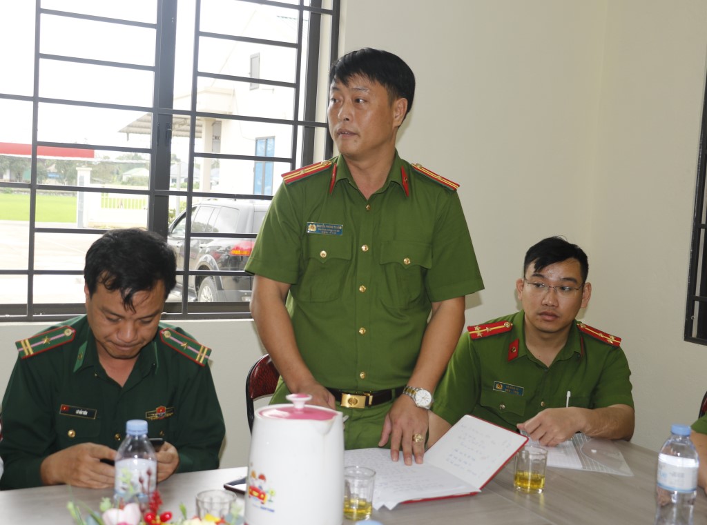 Đại diện Công an xã Phúc Sơn cảm ơn sự quan tâm của Lãnh đạo Cục Cảnh sát PCTP về môi trường đã thăm hỏi, động viên cán bộ, chiến sĩ Công an xã