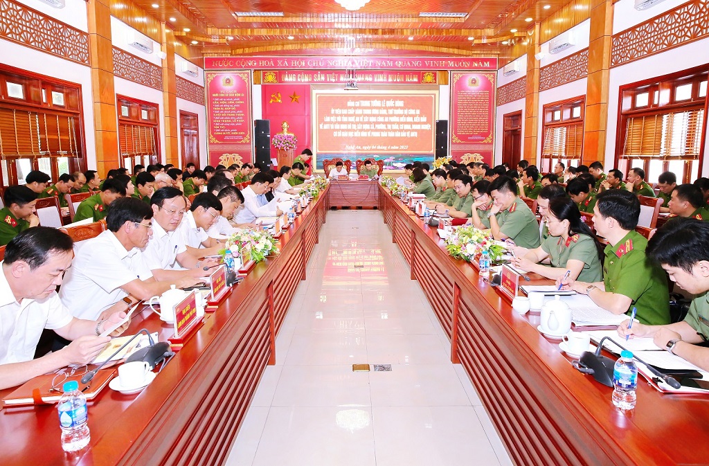Toàn cảnh Hội nghị