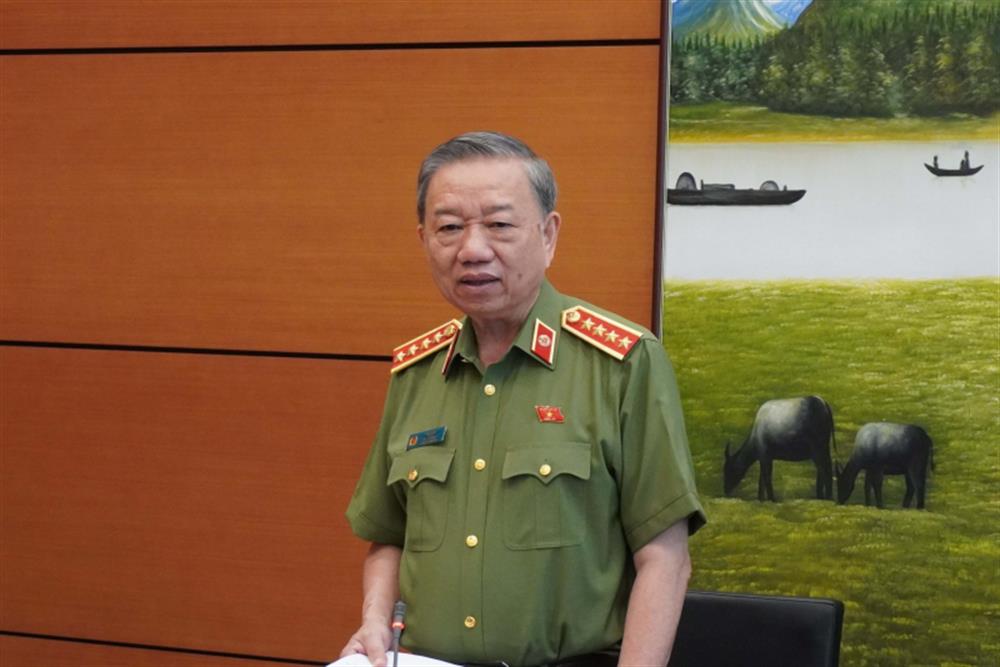 Bộ trưởng Tô Lâm phát biểu tại tổ.