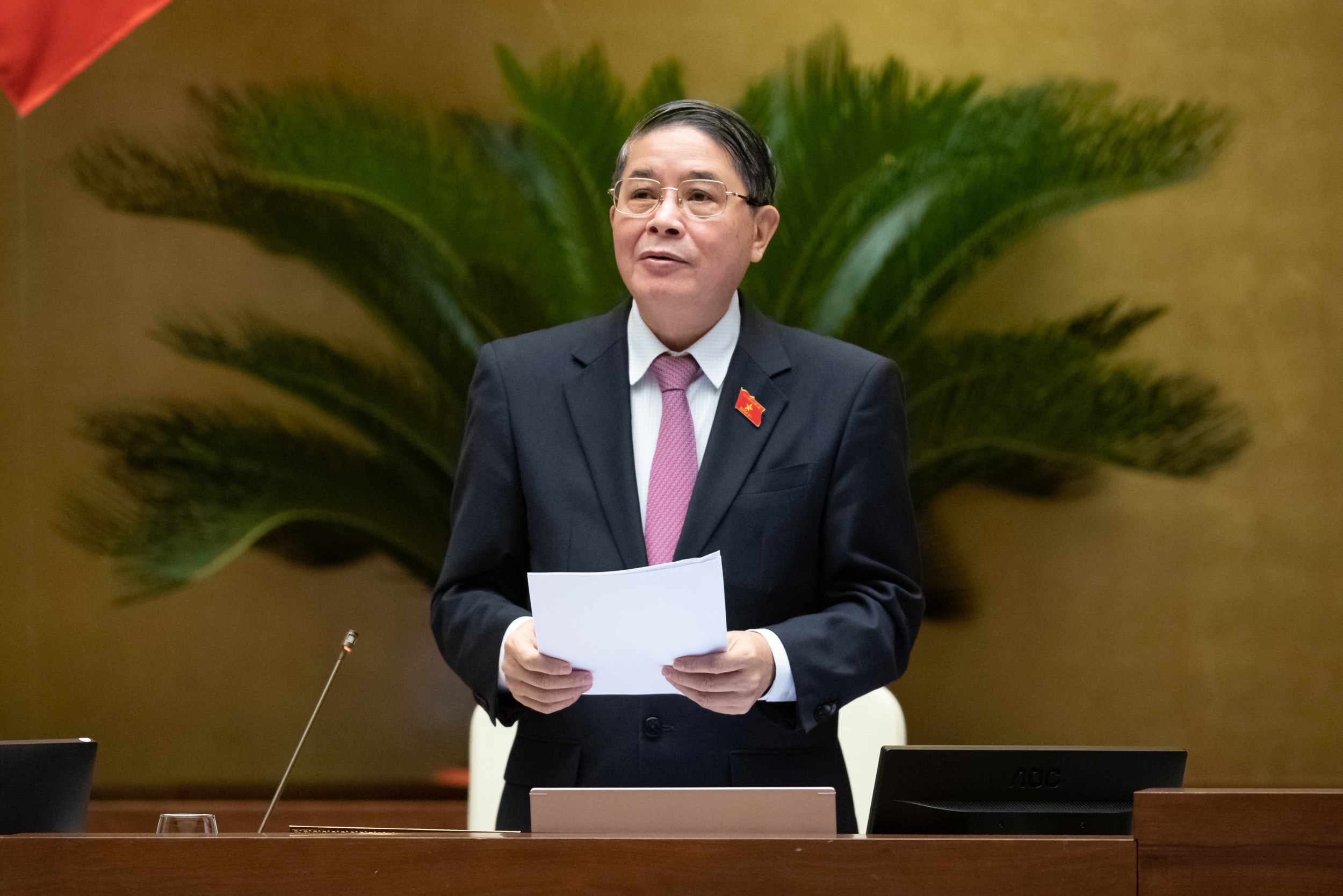Phó chủ tịch Nguyễn Đức Hải điều hành phiên họp