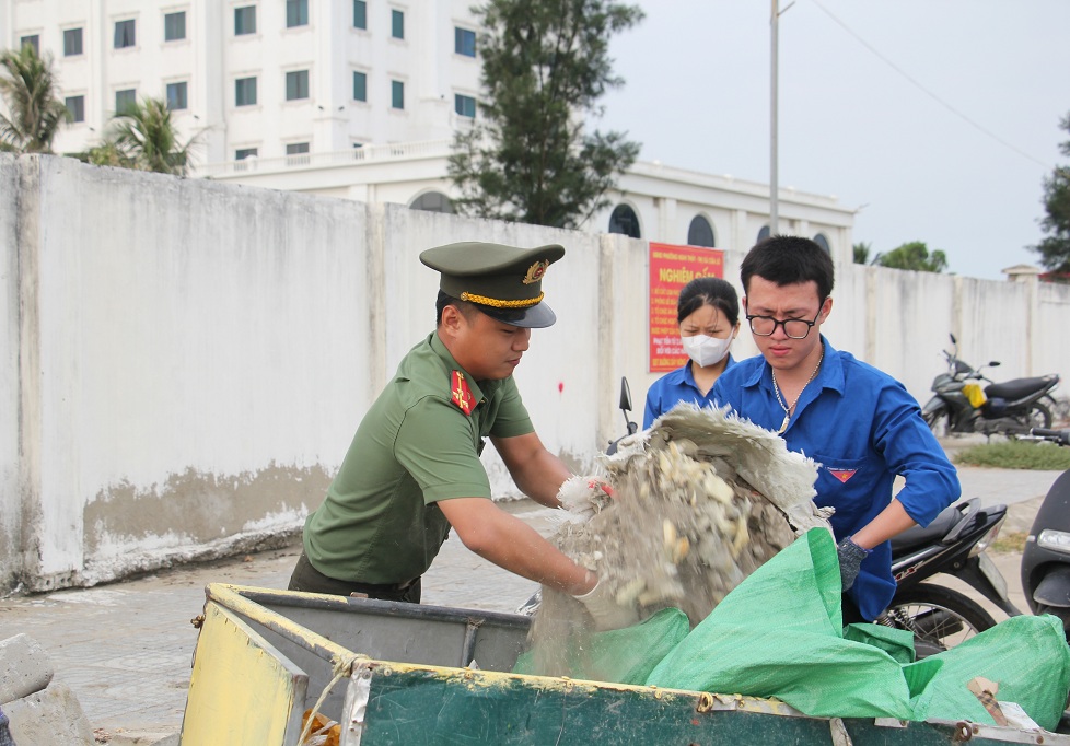 Một số hình ảnh chiến dịch hành quân xanh