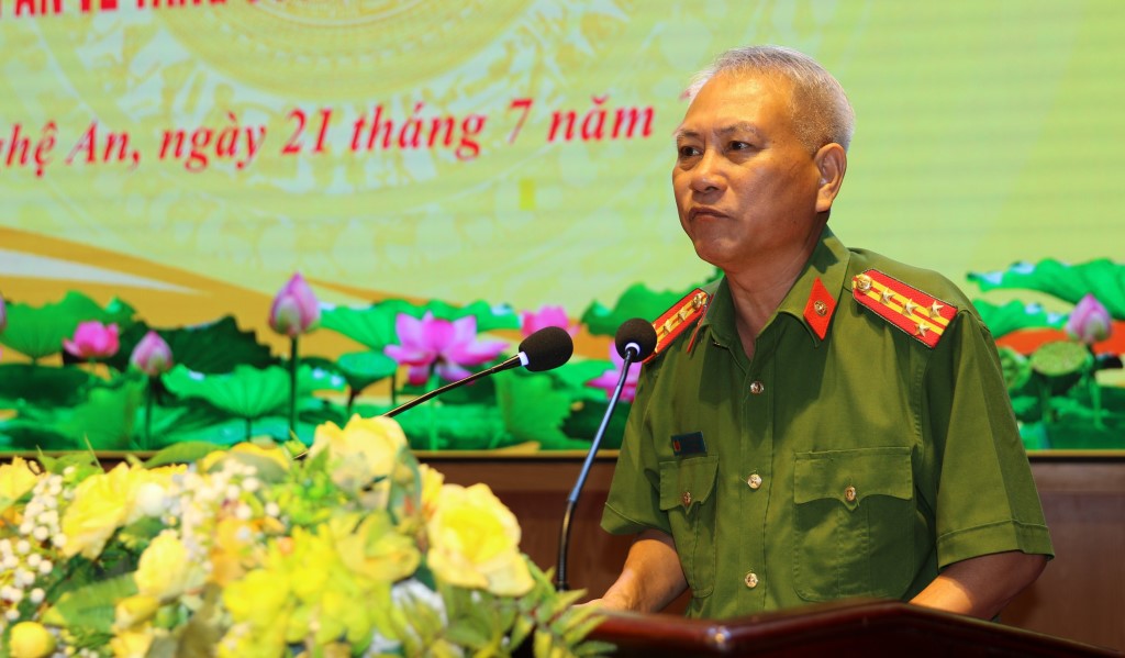 Chánh văn phòng cơ quan CSĐT Công an tỉnh báo cáo tóm tắt tình hình, kết quả công tác điều tra, xử lý tội phạm của Cơ quan điều tra hai cấp 06 tháng đầu năm 2023