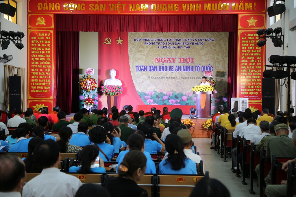 Toàn cảnh Hội nghị