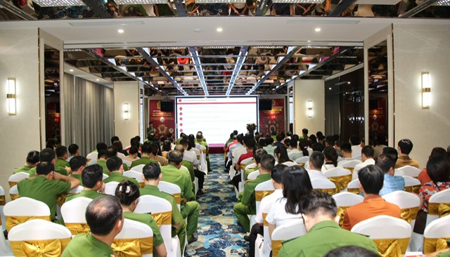 Toàn cảnh hội nghị