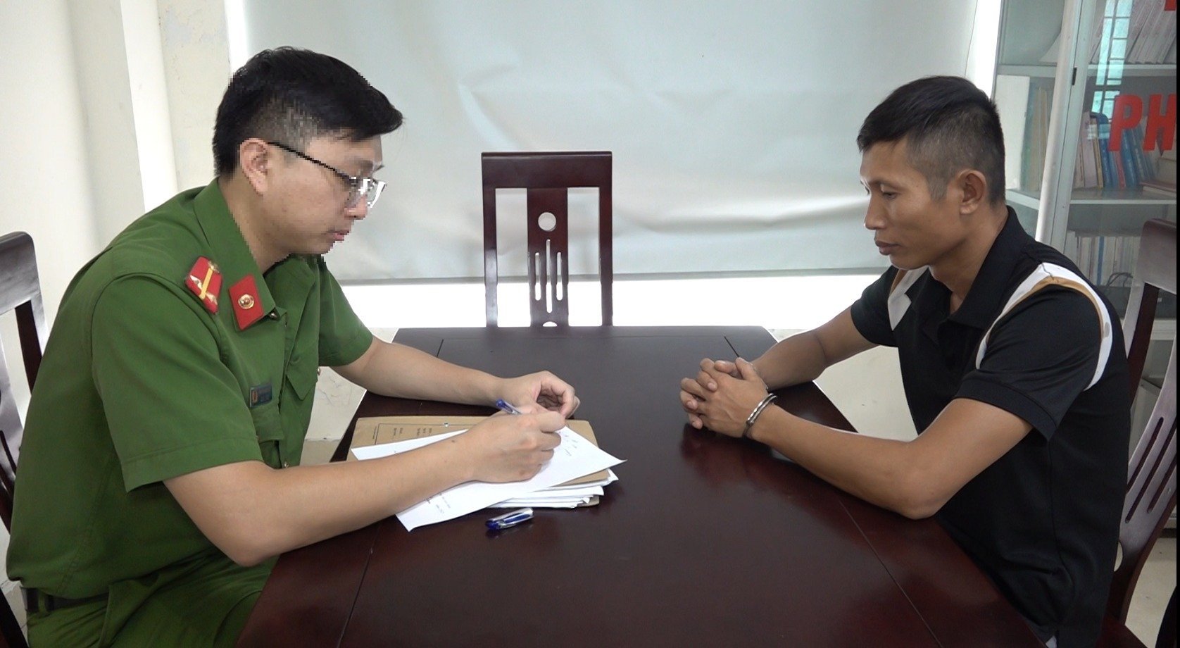Cơ quan Công an làm việc với đối tượng Nguyễn Quốc Dũng
