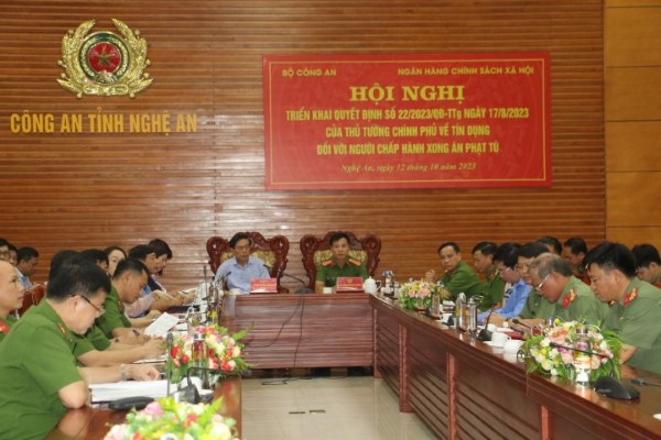 Tại điểm cầu Công an Nghệ An 